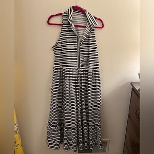 Black and pink strip sleeveless dress